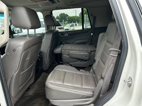 Used 2015 GMC Yukon Denali w/ Premium Package AWD/4WD image 8