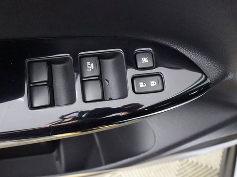 New 2026 Mitsubishi Eclipse Cross LE image 30