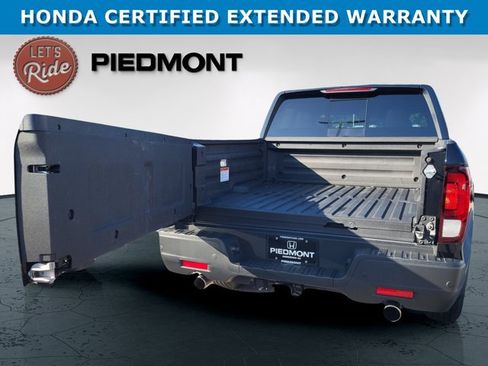 Certified 2024 Honda Ridgeline Black Edition image 16