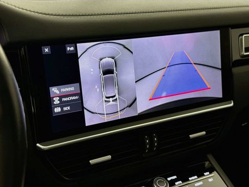 Certified 2020 Porsche Cayenne Turbo AWD/4WD image 20