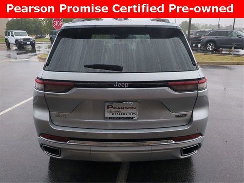 Used 2022 Jeep Grand Cherokee Overland w/ Luxury Tech Group IV image 5