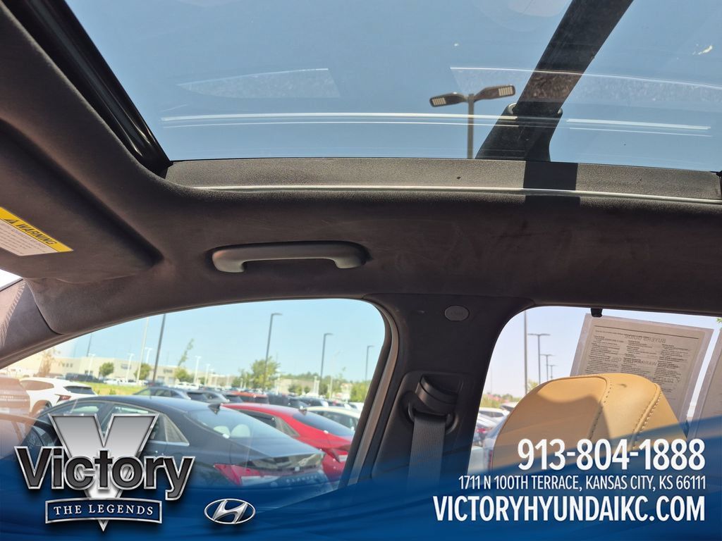 Used 2023 Hyundai Santa Fe Calligraphy AWD/4WD image 24