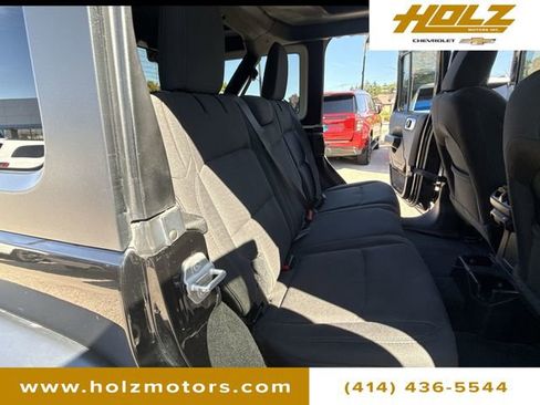 Used 2020 Jeep Wrangler Unlimited Sport image 26