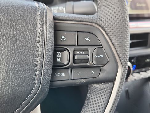 New 2026 Toyota Tacoma TRD Off-Road w/ TRD Off Road Premium Package AWD/4WD image 17