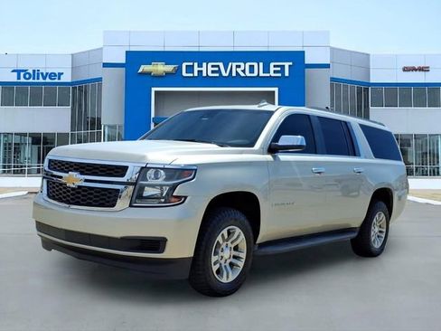 Used 2016 Chevrolet Suburban LT AWD/4WD image 2