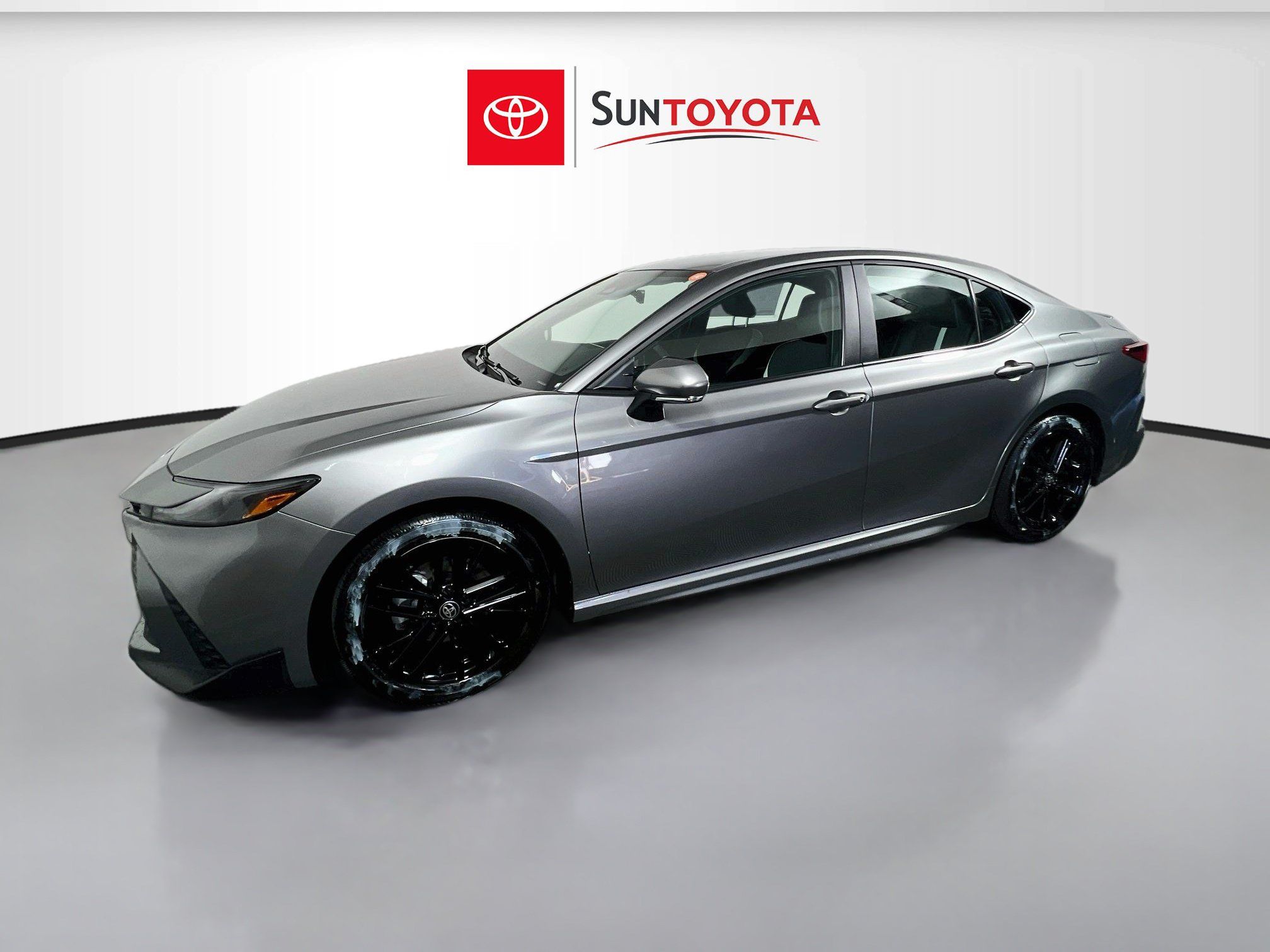 Used 2026 Toyota Camry SE w/ Multimedia Upgrade Package FWD image 9