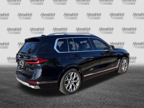 Used 2024 BMW X7 xDrive40i w/ Premium Package AWD/4WD image 10