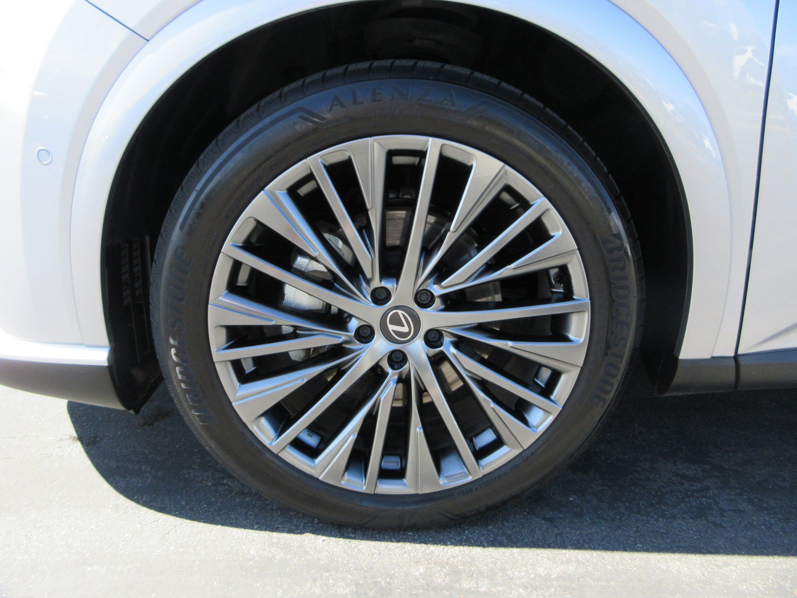 Used 2026 Lexus RX 450h AWD w/ Convenience Package image 53