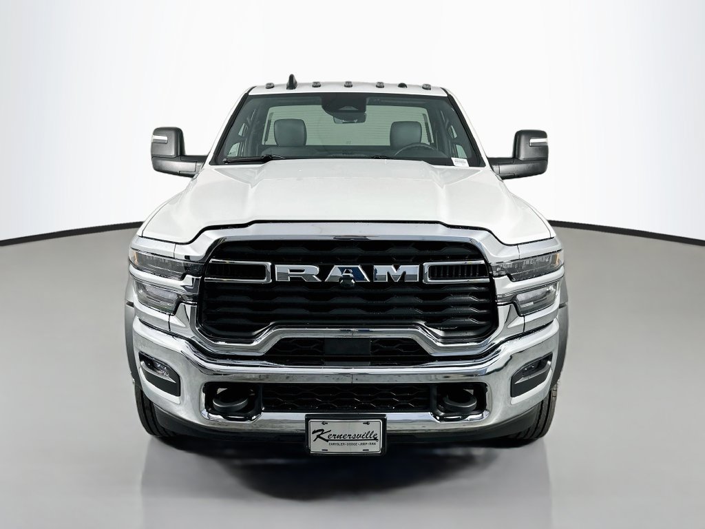 New 2027 RAM 4500 Tradesman w/ Chrome Appearance Group AWD/4WD image 2