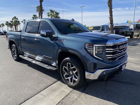 Used 2024 GMC Sierra 1500 SLT w/ SLT Premium Plus Package AWD/4WD image 39