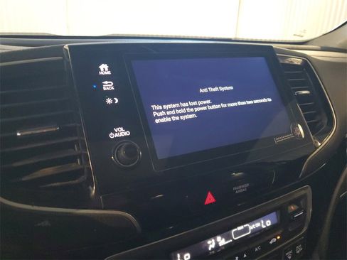 Used 2020 Honda Pilot Touring image 22