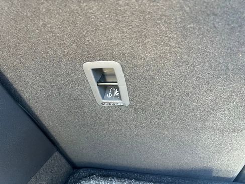 New 2026 Volkswagen Tiguan SE R-Line image 44