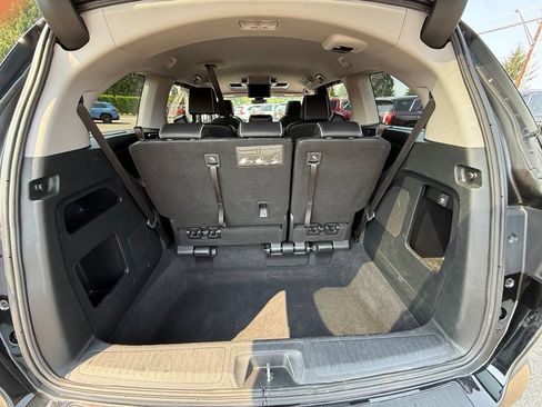 Used 2024 Honda Odyssey Elite image 18