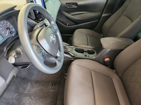 Used 2024 Toyota Corolla LE FWD image 12