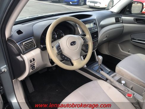 Used 2013 Subaru Forester 2.5X w/ Alloy Wheel Pkg AWD/4WD image 10