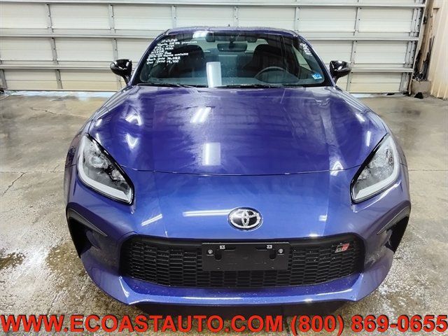 Used 2026 Toyota GR86 Premium w/ Performance Package RWD image 7