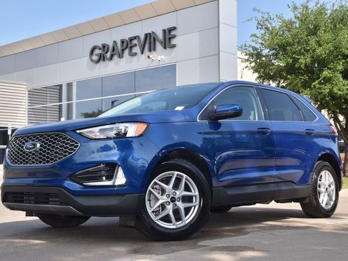 Used 2023 Ford Edge SEL w/ Convenience Package image 2