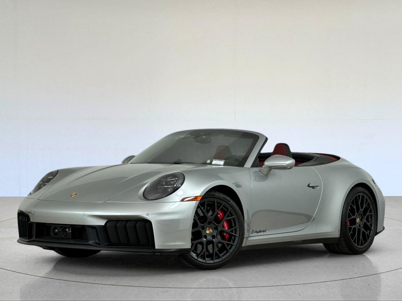 Certified 2025 Porsche 911 Carrera 4 GTS AWD/4WD image 1