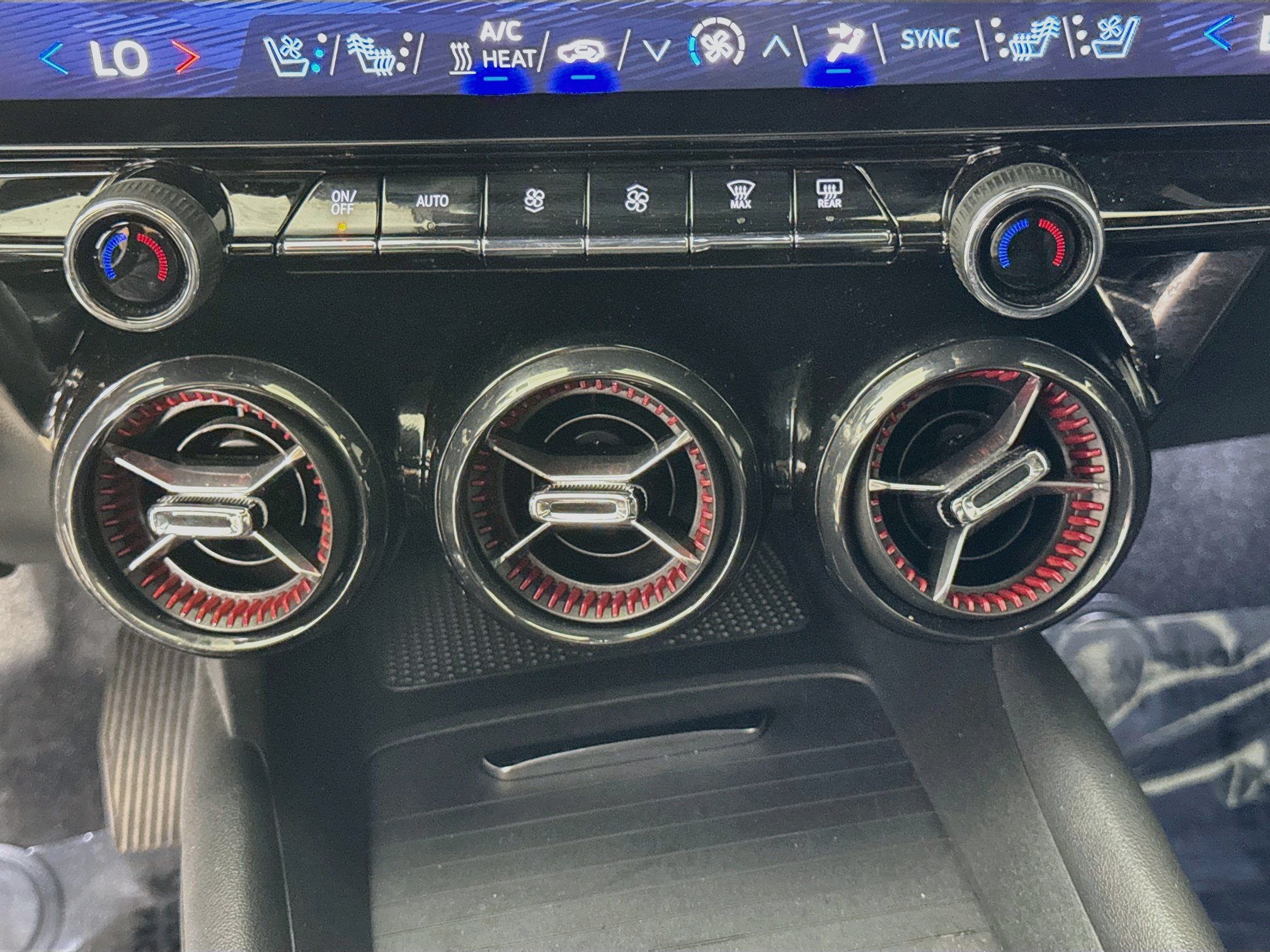 Used 2024 Chevrolet Blazer EV RS AWD/4WD image 18