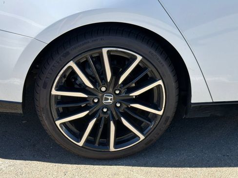 Certified 2023 Honda Accord Touring image 4