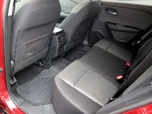 Used 2021 Nissan Rogue SV image 10