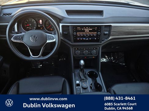 Certified 2021 Volkswagen Atlas Cross Sport SE w/ Panoramic Sunroof Package image 14