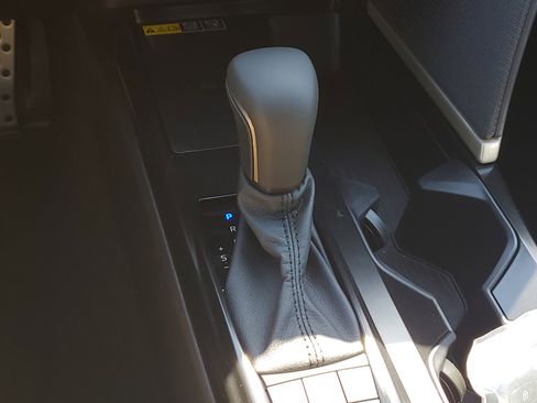 New 2026 Toyota Camry SE FWD image 28