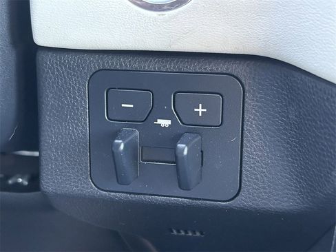 Used 2023 Toyota Tundra Capstone image 41