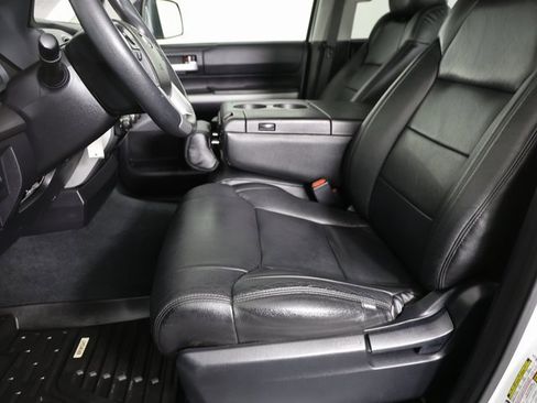 Used 2021 Toyota Tundra SR5 image 13