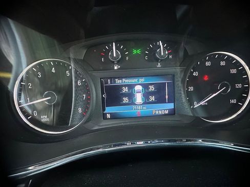 Used 2020 Buick Encore Preferred w/ Safety Package image 20