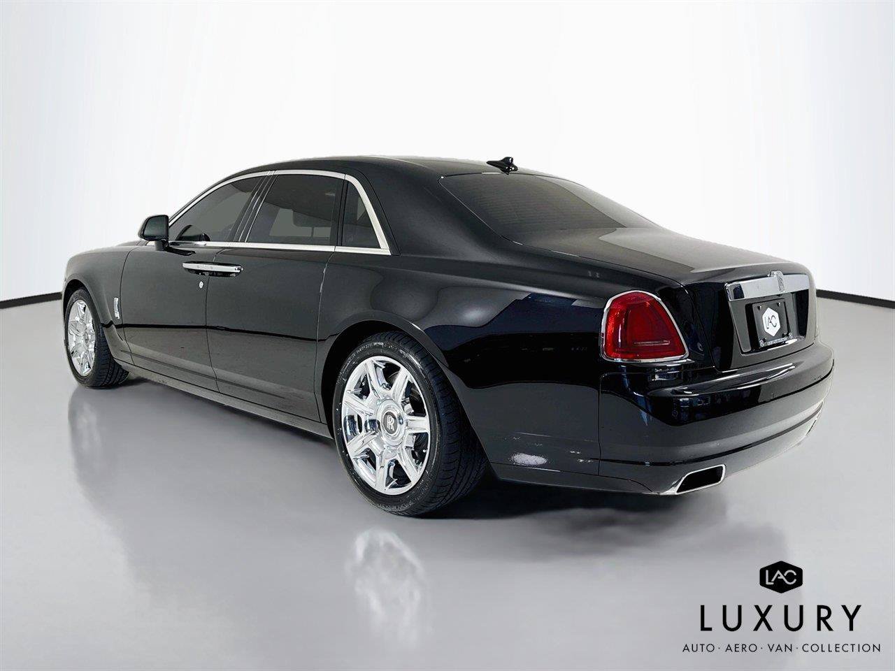 Used 2013 Rolls-Royce Ghost RWD image 7