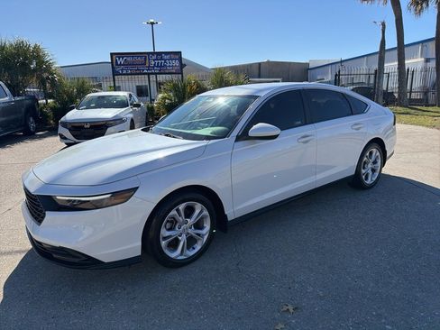 Used 2025 Honda Accord LX image 7