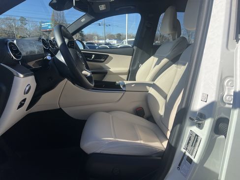 Certified 2024 Mercedes-Benz GLC 300 4MATIC image 16