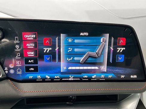 New 2026 Chevrolet Corvette Stingray image 16