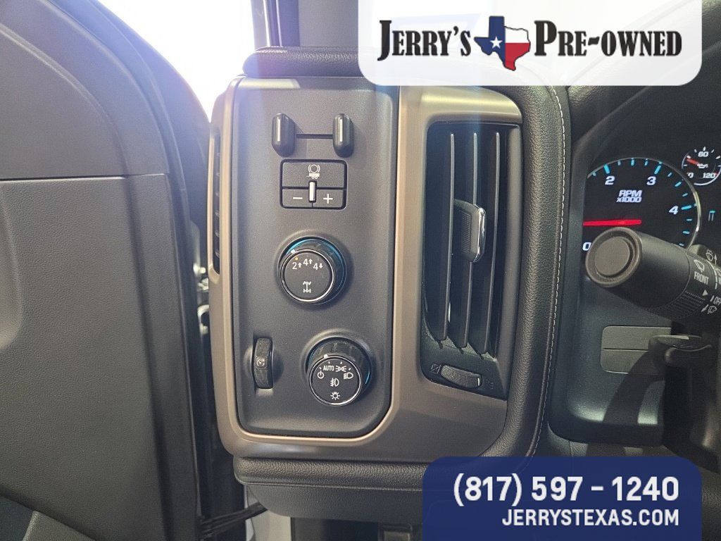Used 2018 GMC Sierra 2500 Denali w/ Duramax Plus Package AWD/4WD image 13