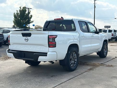New 2026 Nissan Frontier SV w/ SV Convenience Package image 8