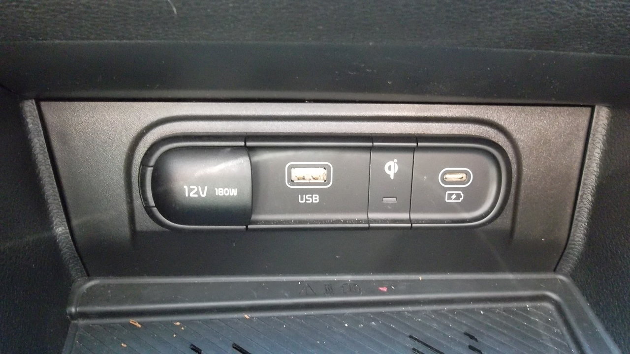 Used 2024 Kia Sportage SX FWD image 14