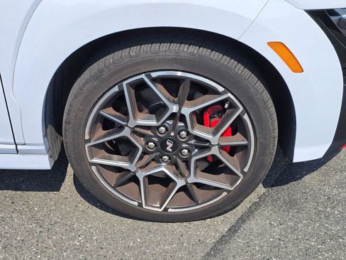 Used 2022 Hyundai Kona N FWD image 9