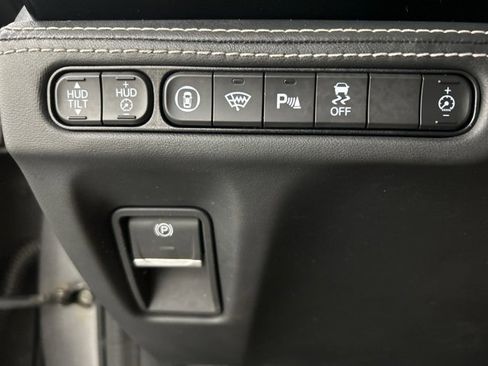 Used 2023 Acura MDX Advance image 11