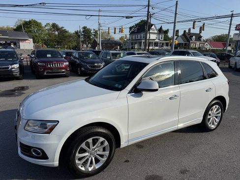 Used 2016 Audi Q5 2.0T Premium Plus w/ Technology Package AWD/4WD image 1
