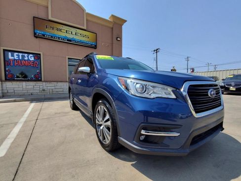 Used 2019 Subaru Ascent Touring AWD/4WD image 2