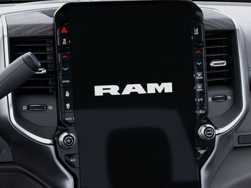 New 2026 RAM 2500 Laramie AWD/4WD image 18