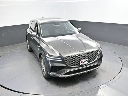 Used 2025 Genesis GV80 2.5T Standard AWD/4WD image 39