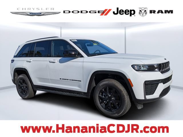 New 2026 Jeep Grand Cherokee Altitude AWD/4WD image 1