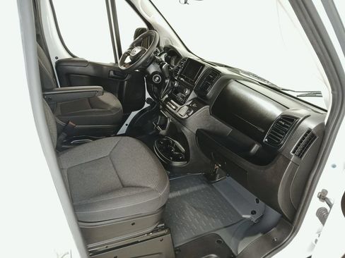 Used 2025 RAM ProMaster 2500 w/ U-Haul Equipment Group FWD image 14