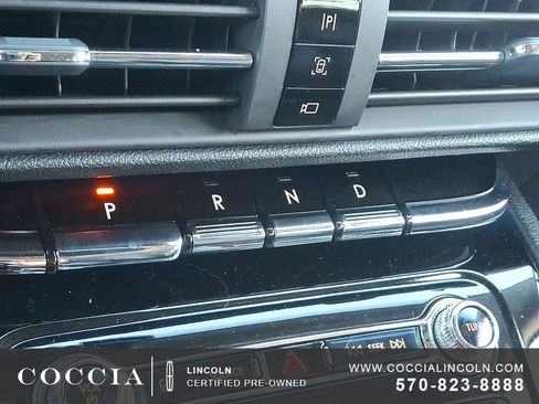 Certified 2022 Lincoln Corsair AWD w/ Equipment Group 101A image 14