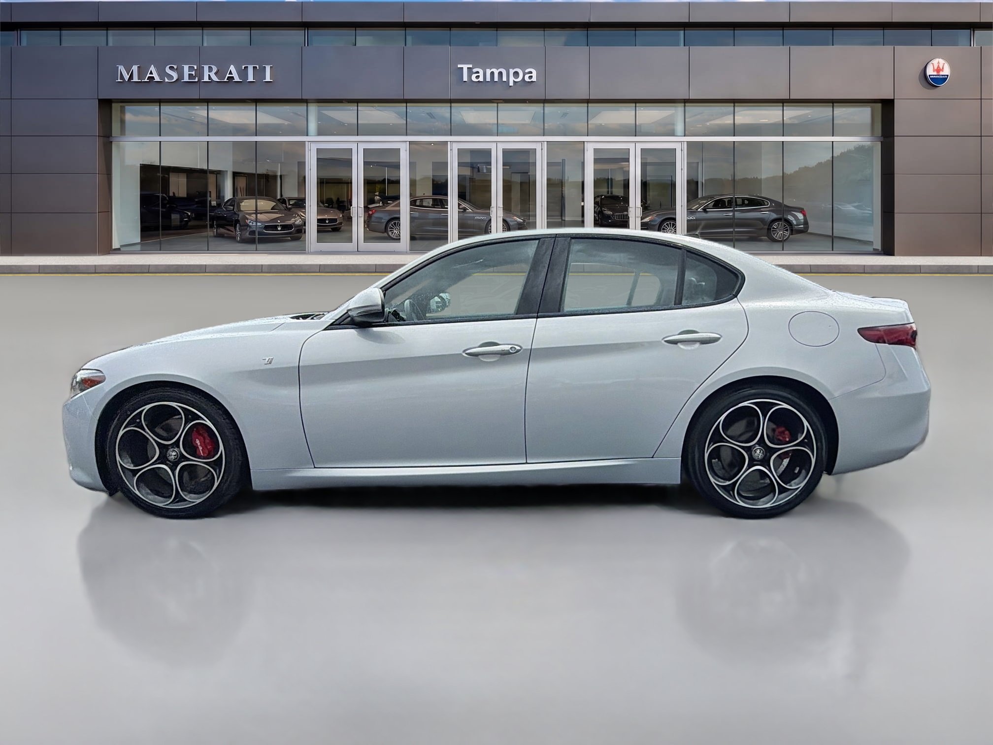Used 2023 Alfa Romeo Giulia Ti w/ Active Assist Plus Package RWD image 6