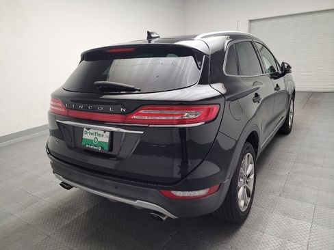 Used 2019 Lincoln MKC Select w/ Select Plus Package AWD/4WD image 7