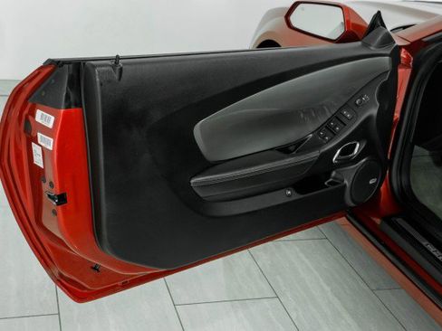 Used 2015 Chevrolet Camaro SS w/ RS Package image 32