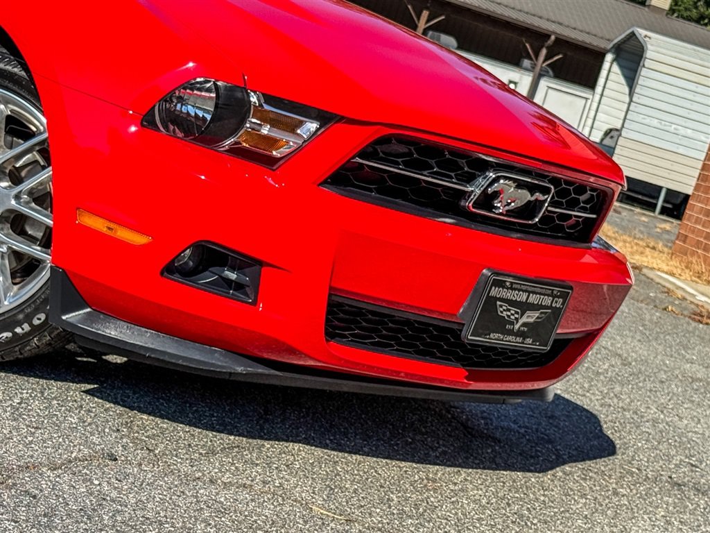 Used 2012 Ford Mustang Premium RWD image 30